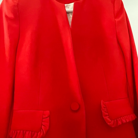 Beautiful Zara red blazer with scallop pockets - Picture 4 of 5